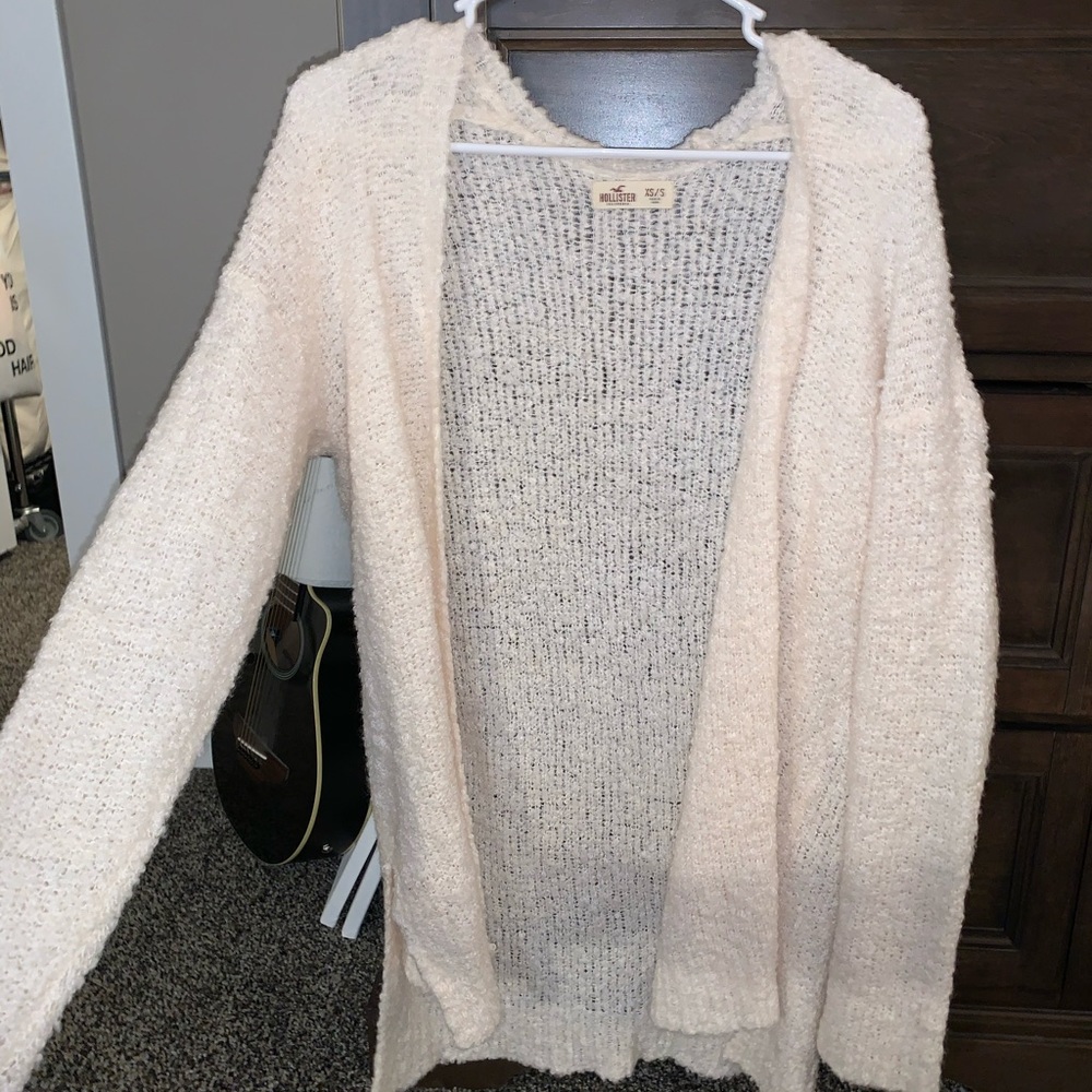 Hollister Cardigan